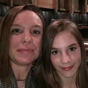 Meet your Posher, Cassandra